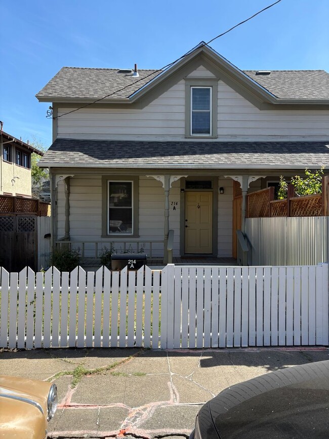 property at 214 Walnut St