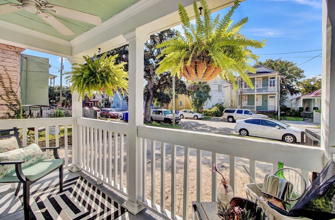 286 Ashley Ave, Unit 286B Ashley Ave in Charleston, SC - Building Photo