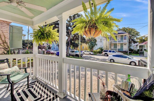 286 Ashley Ave, Unit 286B Ashley Ave