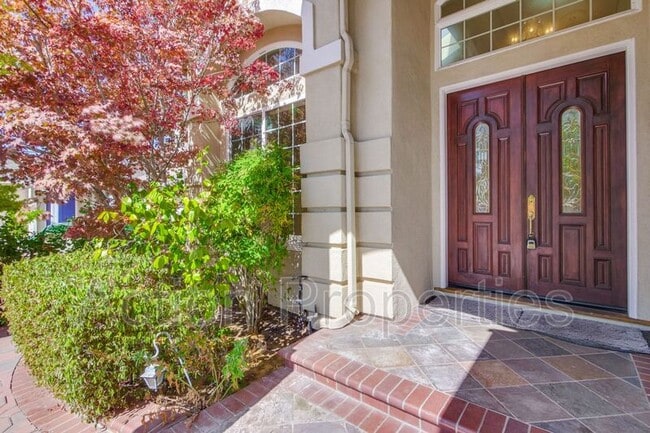 871 Sycamore Dr in Palo Alto, CA - Building Photo - Building Photo