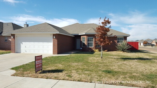 property at 1002 Oshkosh Ave