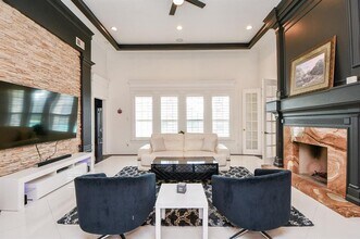 263 Wood Loop St in Houston, TX - Building Photo - Building Photo