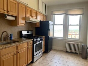 59 Columbia Ave in Jersey City, NJ - Building Photo - Building Photo