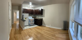 5668 N Ridge Ave, Unit 2N Apartments