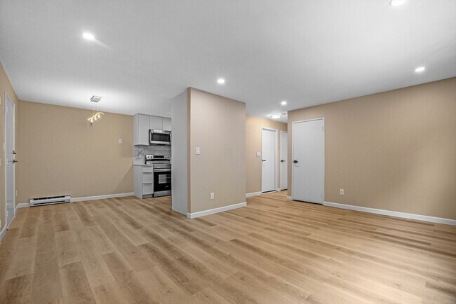 75 Nicholas Rd-Unit -K in Framingham, MA - Building Photo - Building Photo