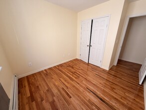 1039 E 223rd St, Unit 2 in Bronx, NY - Building Photo - Building Photo