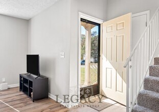 748 Lake Terrace Dr in Nashville, TN - Building Photo - Building Photo