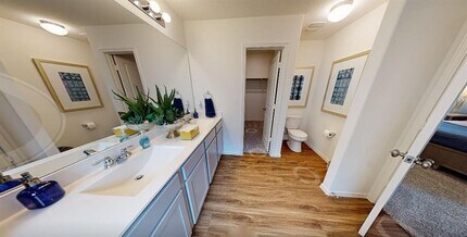 1712 Boggy Crk Rnch Rd in Andice, TX - Building Photo - Building Photo