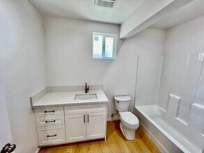3118 W 109th St, Unit 3118 .75 in Inglewood, CA - Foto de edificio - Building Photo