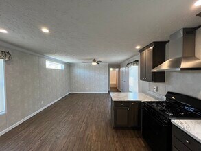 16190 Normandy St in Clinton Township, MI - Building Photo - Building Photo