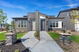 1740 E State Ave in Meridian, ID - Building Photo