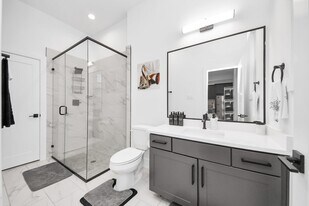 1104 Palmer St in Houston, TX - Building Photo