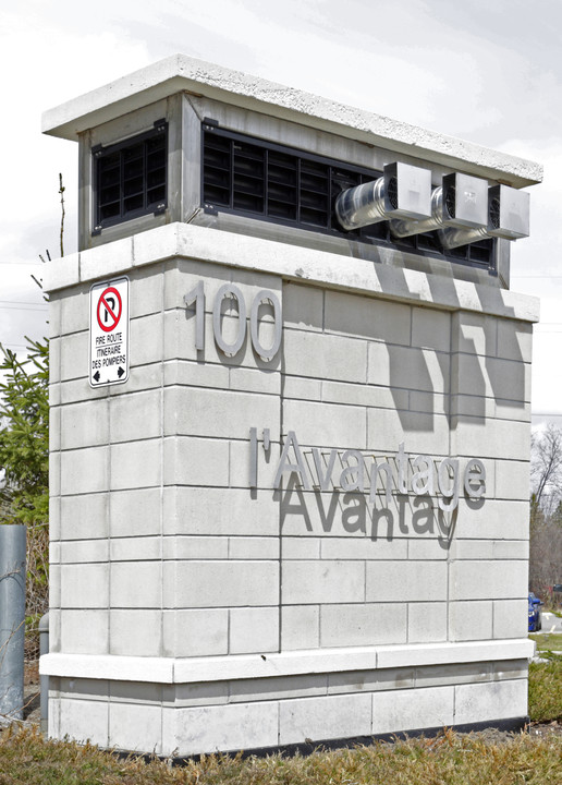 l’Avantage Suites in Ottawa, ON - Building Photo