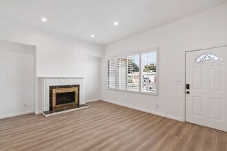 725 Patricia Ave in San Mateo, CA - Building Photo - Building Photo