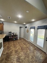 204 Carmel Dr in Clovis, NM - Building Photo - Building Photo