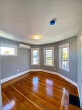 11 Dudley St, Unit 3 in Cambridge, MA - Building Photo - Building Photo
