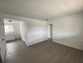 972 Meadow Ave in Bathurst, NB - Building Photo - Building Photo
