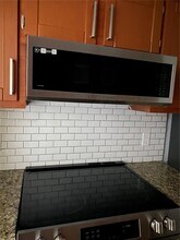 301 SW 135th Ave in Pembroke Pines, FL - Building Photo - Building Photo