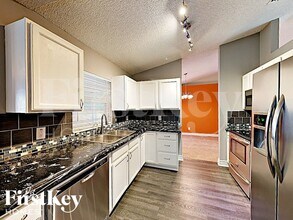 314 Stendal Rd NW in Palm Bay, FL - Building Photo - Building Photo