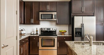 100 Westcott St in Houston, TX - Building Photo