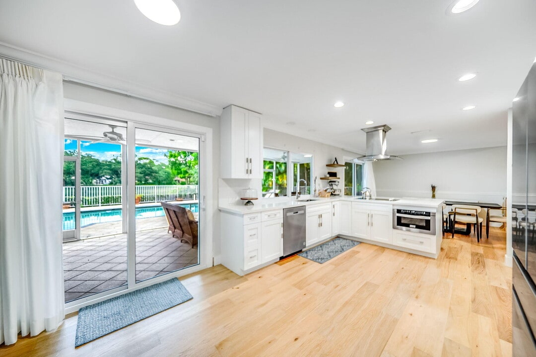 3402 Pine Haven Cir in Boca Raton, FL - Building Photo