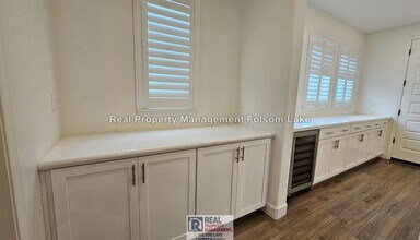 3376 Loggerhead Cir in Folsom, CA - Building Photo - Building Photo