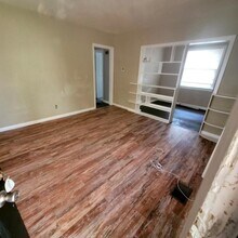 8316 Buttercup St in Jacksonville, FL - Building Photo - Building Photo