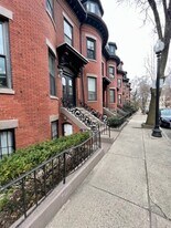 93 E Brookline St, Unit 2 in Boston, MA - Building Photo