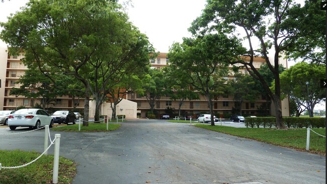 property at 14623 Bonaire Blvd