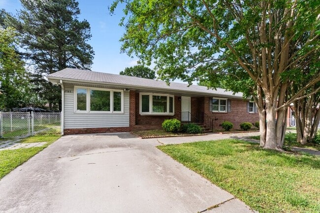 2703 Atlantic St in Hopewell, VA - Building Photo - Building Photo