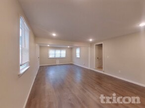 34 Fahnestock Rd in Malvern, PA - Building Photo - Building Photo