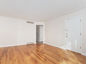 10548 Mason Ave, Unit 2 in Chicago Ridge, IL - Building Photo - Building Photo