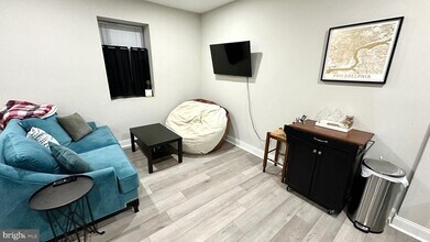 344-50 Conarroe St-Unit -1A in Philadelphia, PA - Building Photo - Building Photo