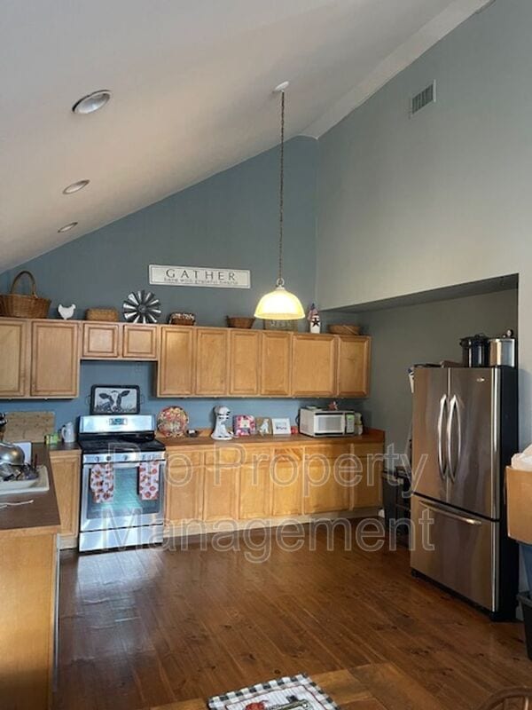 500 Nonnewaug Rd in Bethlehem, CT - Building Photo - Building Photo