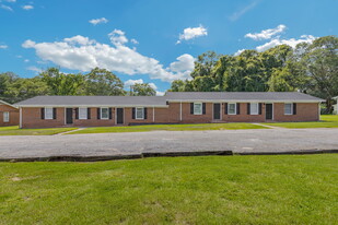 Fairview Commons in Fountain Inn, SC - Building Photo