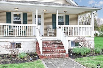 60 Ramapo Ave in Oakland, NJ - Building Photo - Building Photo