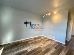 805 Summer Dr in Littleton, CO - Building Photo - Building Photo