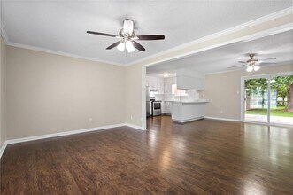 5024 Santos Dr E in Mobile, AL - Building Photo - Building Photo