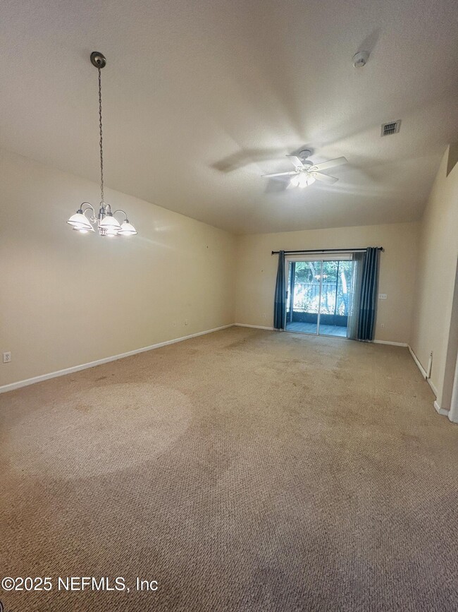 2392 Old Pine Trail in Orange Park, FL - Building Photo - Building Photo