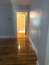 38 Pearl St-Unit -38-C Pearl St in Bangor, ME - Building Photo - Building Photo