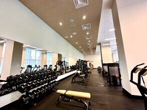 527 SW 5th Ave, Unit C1 in Miami, FL - Building Photo - Building Photo