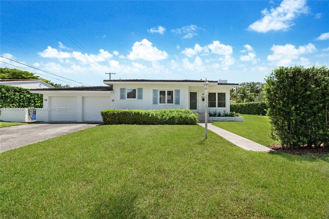 4731 Alhambra Cir in Coral Gables, FL - Building Photo