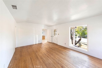 5221 S Indiana St in Anaheim, CA - Building Photo - Building Photo