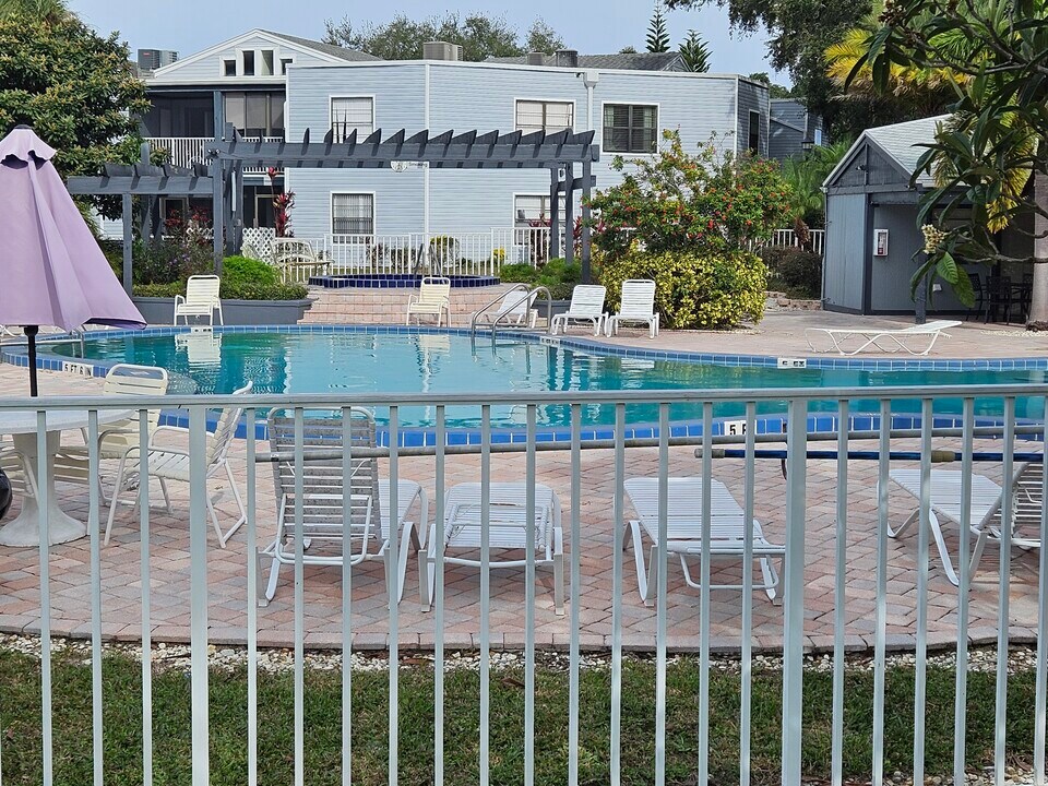 3652 Southpointe Dr in Orlando, FL - Building Photo