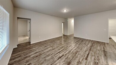 610 NW 120th Terrace in Oklahoma City, OK - Building Photo - Building Photo