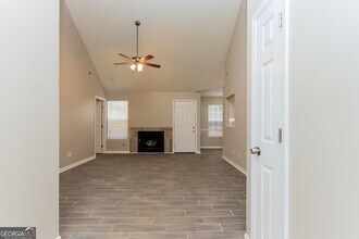 330 Fallview Dr in Mcdonough, GA - Building Photo - Building Photo