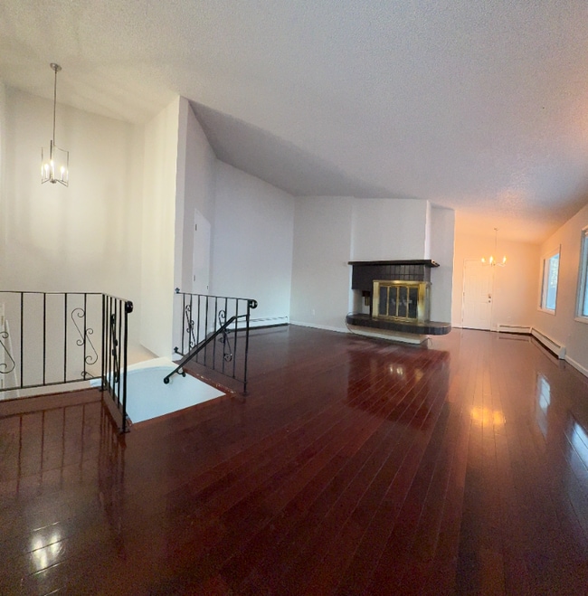 5120 Hatcher Cir in Anchorage, AK - Building Photo - Building Photo