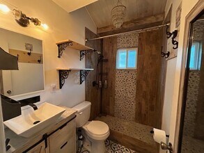 728 Vista in Sugarloaf, CA - Foto de edificio - Building Photo