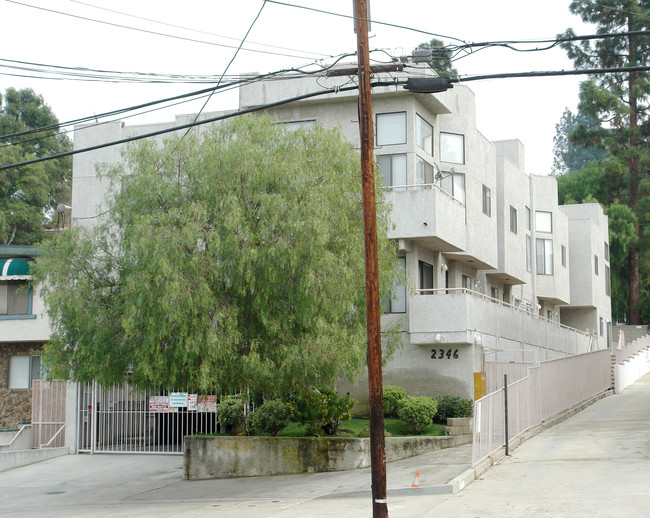 2346 Glendale Blvd in Los Angeles, CA - Foto de edificio - Building Photo