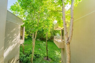 1348 Rhoda Dr in San Diego, CA - Building Photo - Building Photo
